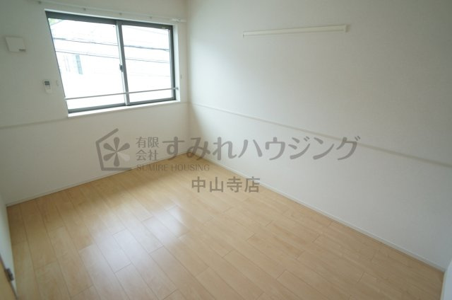 グランツ中野西 A棟の寝室