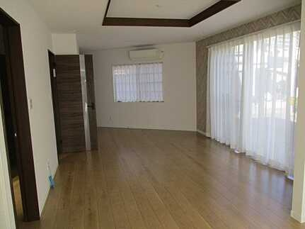 広島市西区井口2丁目　中古一戸建ての居間・リビング