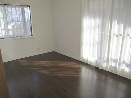 広島市西区井口2丁目　中古一戸建ての洋室