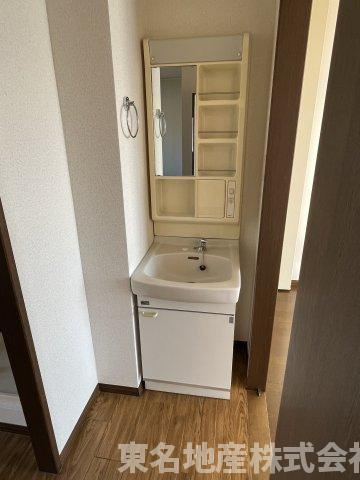 シティハイムセリザワの玄関