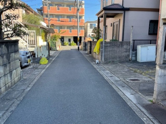 【前面道路含む現地写真】