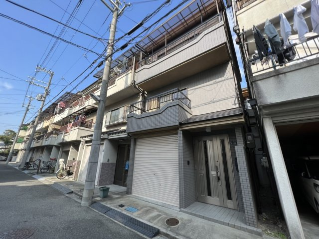 深野北1丁目中古戸建ての外観|■まだまだキレイな外観♪♪

