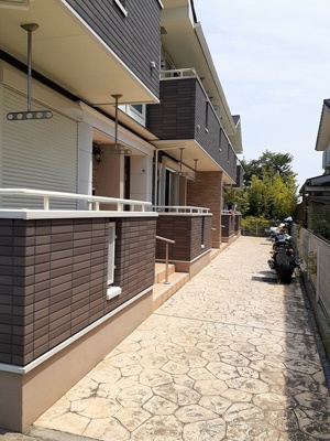 【エントランス】 | アングラース