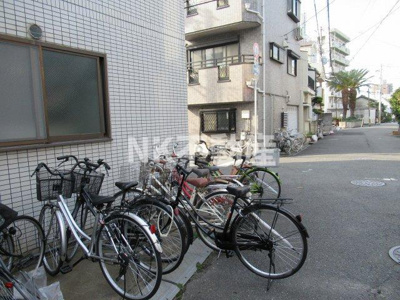 【その他共用部分】 | シャトレ小阪（河内小阪賃貸） | 駐輪場です