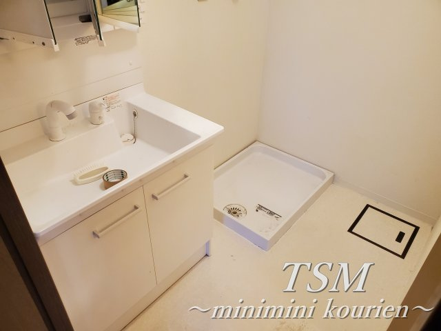 カルチェ清水谷の洗面所