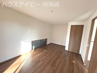 【洋室】 | 柳津町上佐波西！リフォーム済み中古住宅登場です♪お車スペース3台可能！ロピア・ビバホームすぐそばです | 柳津町上佐波西！リフォーム済み中古住宅登場です♪お車スペース3台可能！ロピア・ビバホームすぐそばです♪