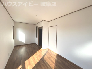 【洋室】 | 柳津町上佐波西！リフォーム済み中古住宅登場です♪お車スペース3台可能！ロピア・ビバホームすぐそばです | 柳津町上佐波西！リフォーム済み中古住宅登場です♪お車スペース3台可能！ロピア・ビバホームすぐそばです♪