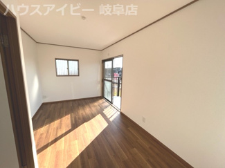 【洋室】 | 柳津町上佐波西！リフォーム済み中古住宅登場です♪お車スペース3台可能！ロピア・ビバホームすぐそばです | 柳津町上佐波西！リフォーム済み中古住宅登場です♪お車スペース3台可能！ロピア・ビバホームすぐそばです♪