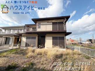 【外観】 | 柳津町上佐波西！リフォーム済み中古住宅登場です♪お車スペース3台可能！ロピア・ビバホームすぐそばです | 柳津町上佐波西！リフォーム済み中古住宅登場です♪お車スペース3台可能！ロピア・ビバホームすぐそばです♪
