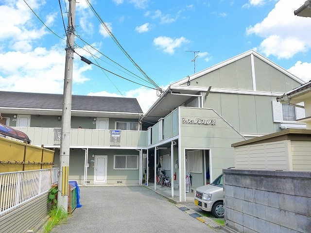 クリスタルパレス西ノ京