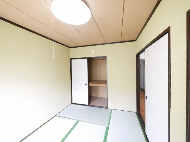 クリスタルパレス西ノ京の和室|和室、ちょっとしたくつろぎスペースにいかがでしょうか
