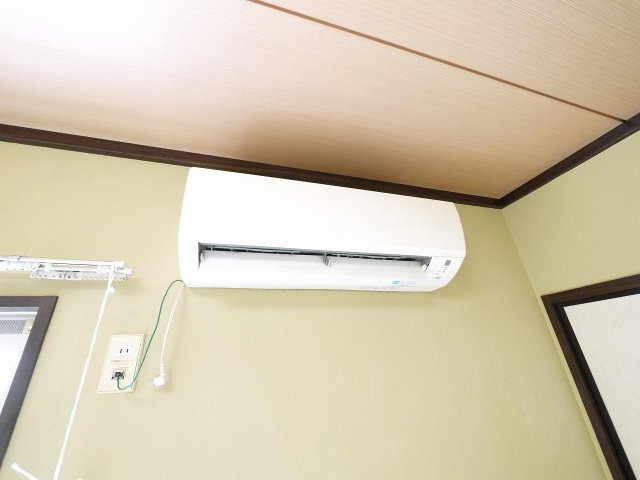 クリスタルパレス西ノ京の設備|エアコン付きです