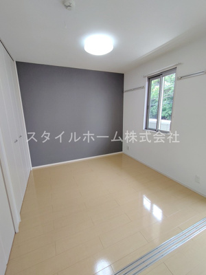 【洋室】 | グランシャリオ御園 | 別部屋写真です。