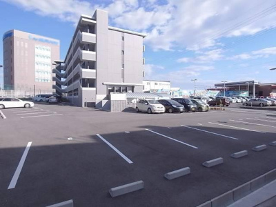 【駐車場】 | パレスマイセン | 駐車場