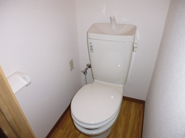 泉ヶ丘貸家のトイレ