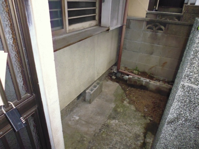 泉ヶ丘貸家の庭