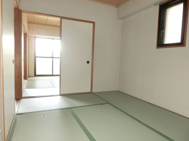 大阪市西淀川区姫島３丁目の賃貸マンションの和室