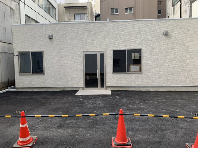 日本橋室町貸店舗の外観