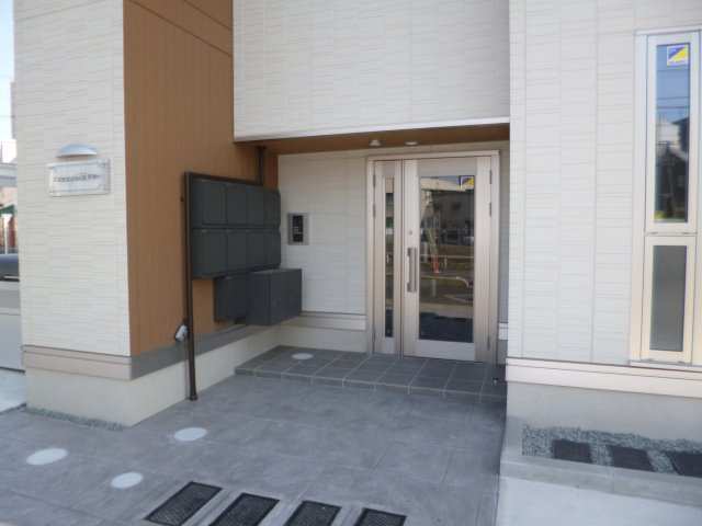 RESIDENCE阿知のエントランス