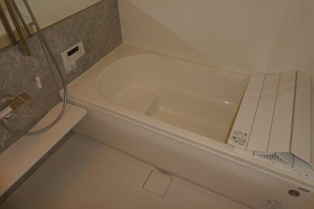 RESIDENCE阿知の浴室