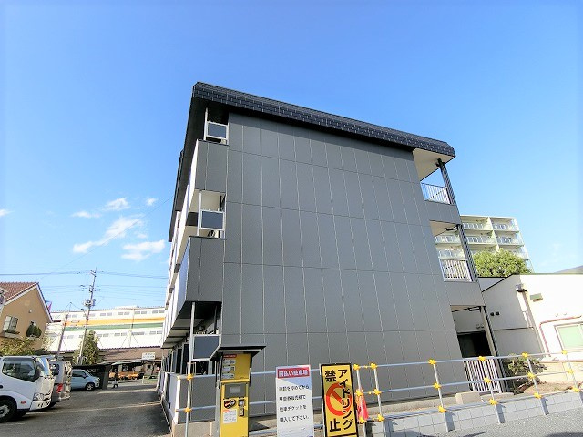 ハイレックスシャトーの外観