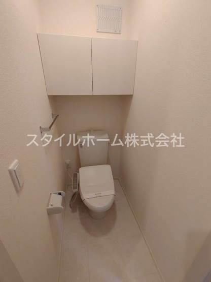 【トイレ】 | Ｂоｎｎｅ　Ｍａｉｓоｎ | 別部屋写真です。