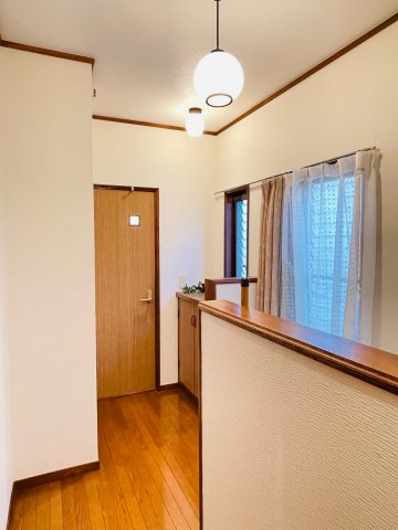 あきる野市二宮 中古戸建のその他共用部分|２階ホール