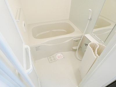 【浴室】 | アジュール | ※室内画像は同施工会社別物件の写真です。（イメージ）