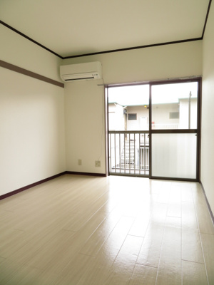 【居間・リビング】 | ドエル山崎2