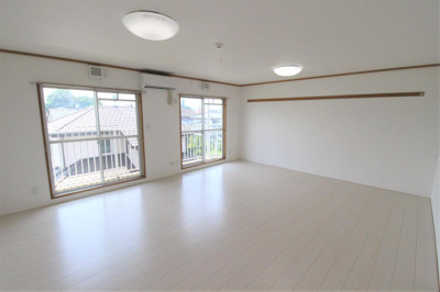 【居間・リビング】 | メゾン岩井