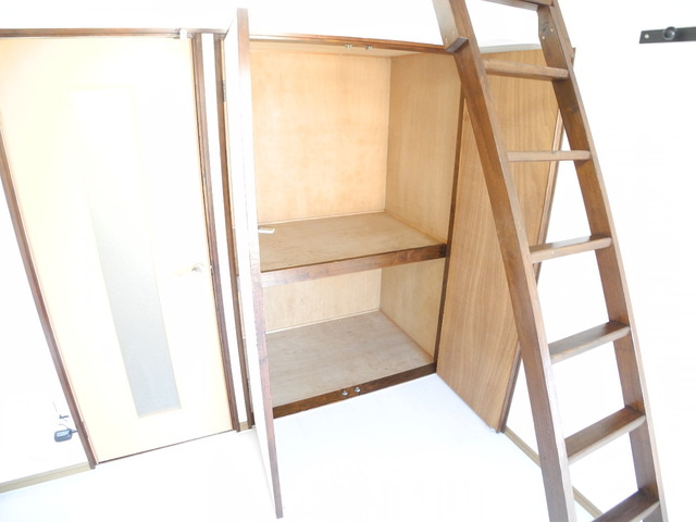 シャトル石神の収納