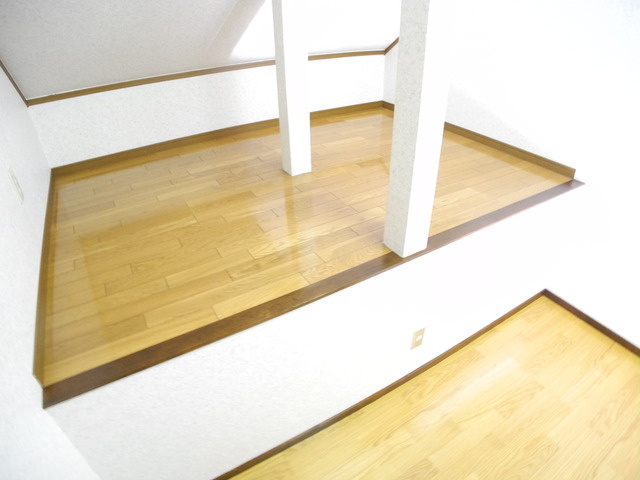 シャトル石神の内装