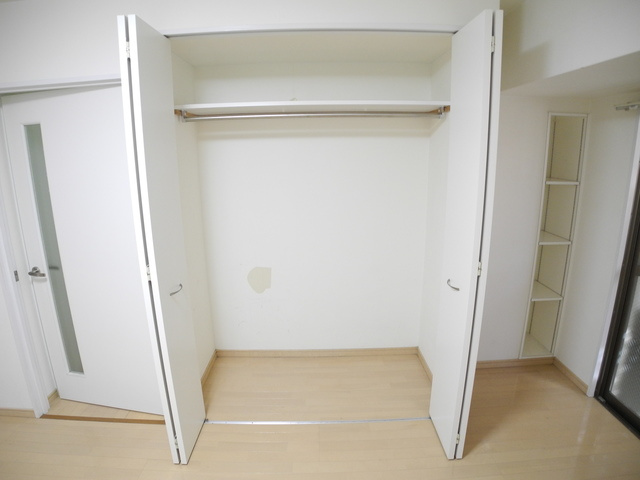 グリーンコート樺島の収納