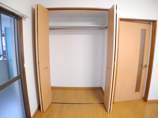 グリーンコート樺島の収納