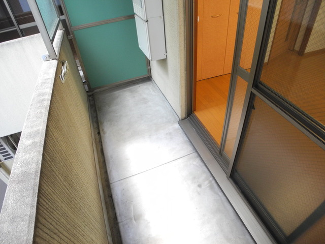 グリーンコート樺島のバルコニー