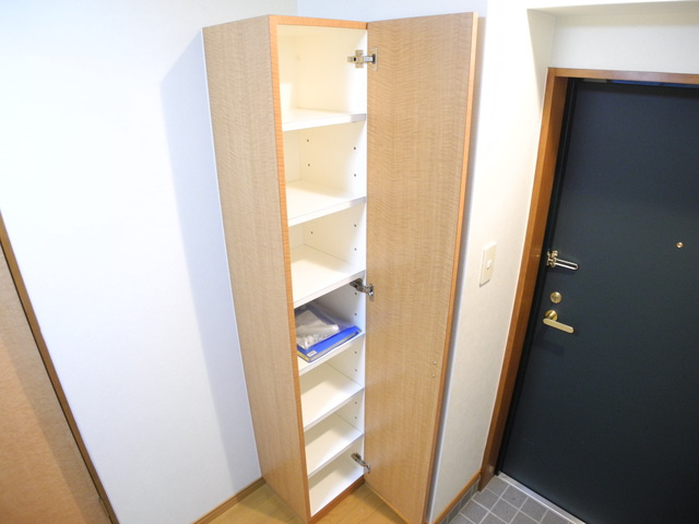 グリーンコート樺島の居間・リビング