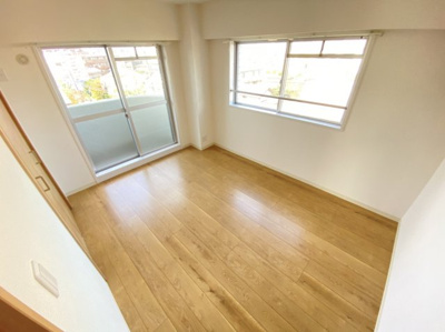 【洋室】 | パークアベニュー