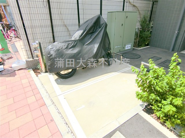アークマーク梅屋敷アジールコートのその他共用部分|バイク置き場　空き状況等詳細はお問合せ下さい。
