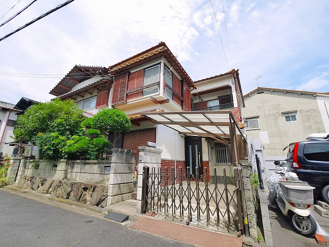 小泉町貸家（602-10）の外観