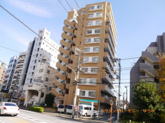 【外観】 | ターミナル駅「池袋」駅も徒歩圏内の立地。