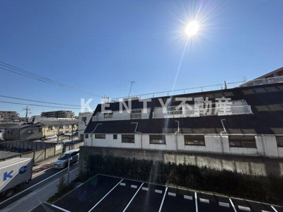 【洗面所】 | ラティエラ大鳥居 | 明るい洗面所です