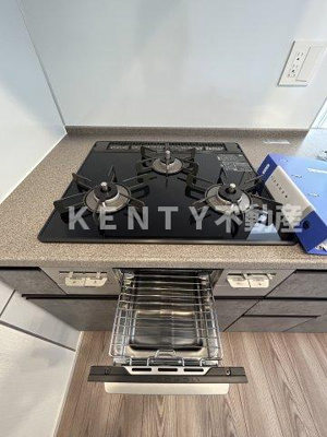 【玄関】 | ラティエラ大鳥居 | 収納もある玄関です