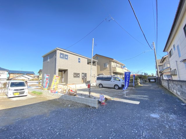 川越市府川第6　新築戸建の前面道路含む現地写真