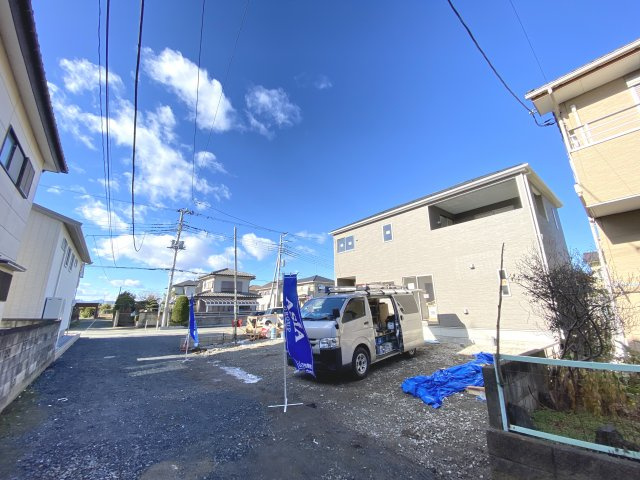 川越市府川第6　新築戸建の前面道路含む現地写真