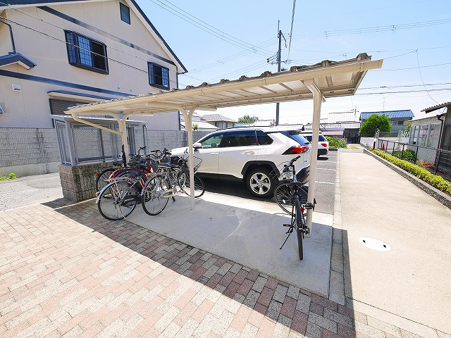 レオパレスエザーンスのその他共用部分|駐輪スペース