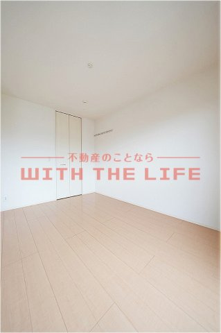 ガーデンヒルズ荒木【キャッシュバック対象】の洋室|ゆったりした洋室です