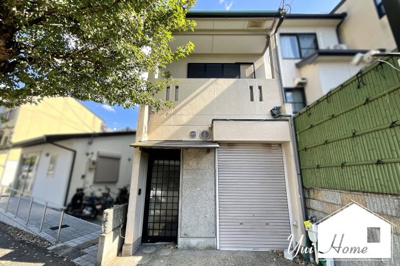 【外観】 | 伏見区醍醐構口町　店舗付き住宅 | 国道36号線沿い（道路幅員16ｍ）の開放的な立地で飲食店を経営するのに最適です(*´▽｀*)