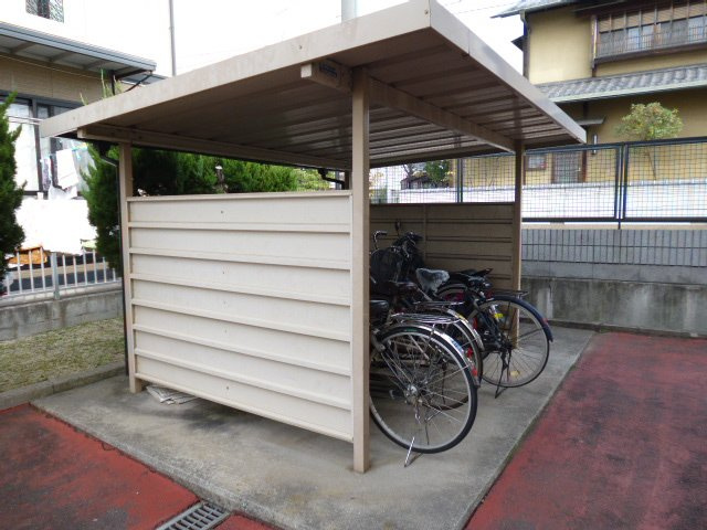 都窪郡早島町前潟のアパートのその他共用部分|駐輪場