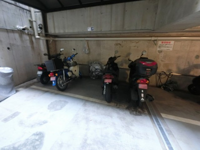 【その他共用部分】 | 【売主直売】クリオよみうりランド前 | バイク置場です。