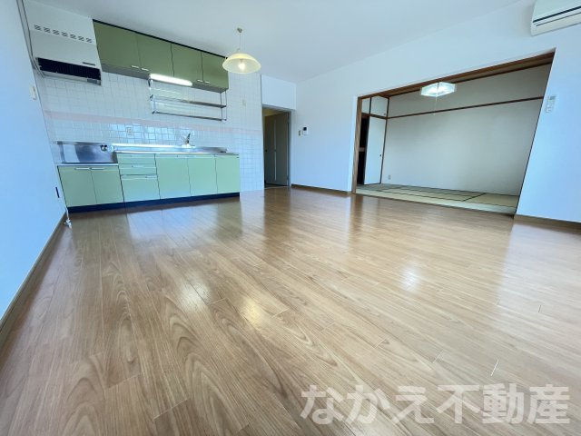 【居間・リビング】 | 使いやすい居間です